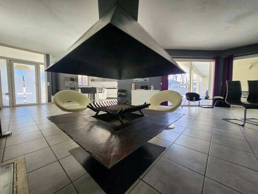 Maison à vendre 805 000 € 6 pièces 4 chambres 205 m² 2 879 m² de terrain Corneilla-la-Rivière 66550