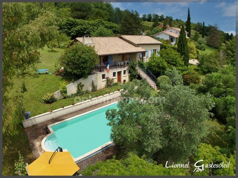 Maison à vendre, 135m², PORT SAINTE FOY ET PONCHAPT