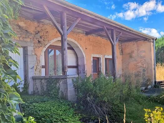 Maison à vendre 145 000 € 6 pièces 3 chambres 140 m² 2 520 m² de terrain Fontenois la Ville 70210