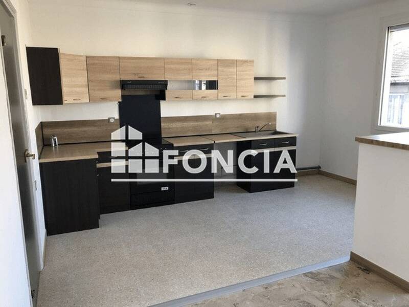 Maison à louer, 154m², SAINT ETIENNE