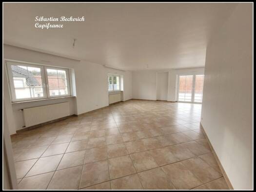 Appartement à vendre 183 000 € 5 pièces 3 chambres 138 m² Étage 2/2 Blies-Ébersing 57200