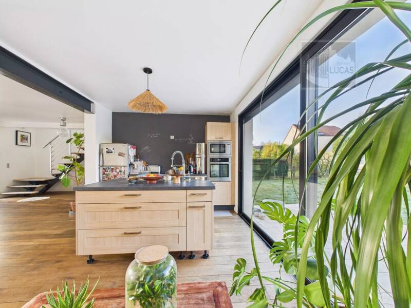 Maison à vendre, 180m², VERRIERES LE BUISSON