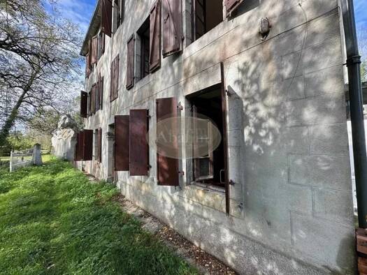 Maison à vendre 199 000 € 6 pièces 4 chambres 180 m² 3 400 m² de terrain Saint-Laurent-de-Neste 65150