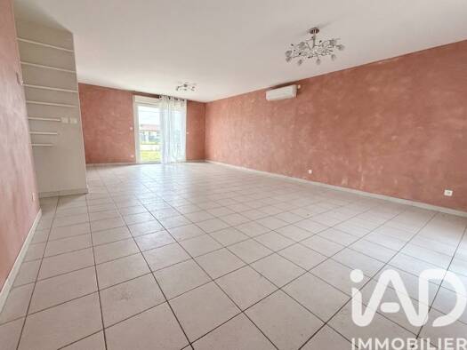 Maison de plain-pied à vendre 149 000 € 4 pièces 2 chambres 89,7 m² 613 m² de terrain Simandre 71290