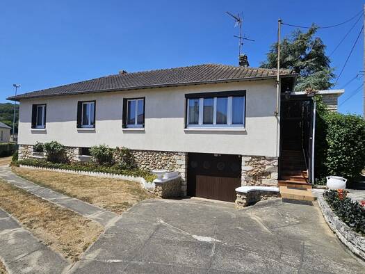 Maison à vendre 169 000 € 4 pièces 2 chambres 101 m² 1 401 m² de terrain Centre Ville-Cathédrale Évreux 27000