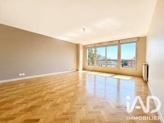 Appartement à vendre 465 000 € 3 pièces 2 chambres 69 m² Étage 3/5 Montreuil Versailles 78000