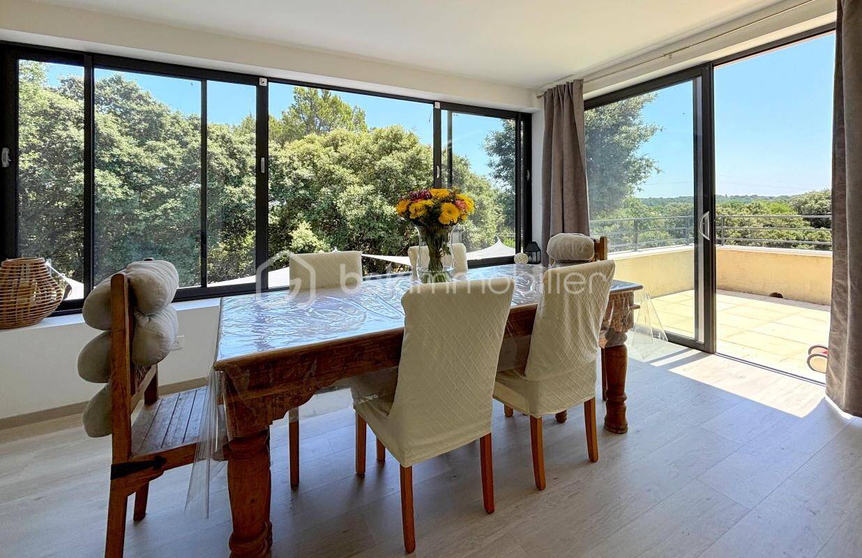 Maison à vendre, 178m², SUZE LA ROUSSE
