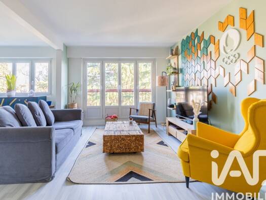 Appartement à vendre 199 000 € 4 pièces 2 chambres 74,9 m² Étage 3/3 Rue de Gravigny Chilly-Mazarin 91380