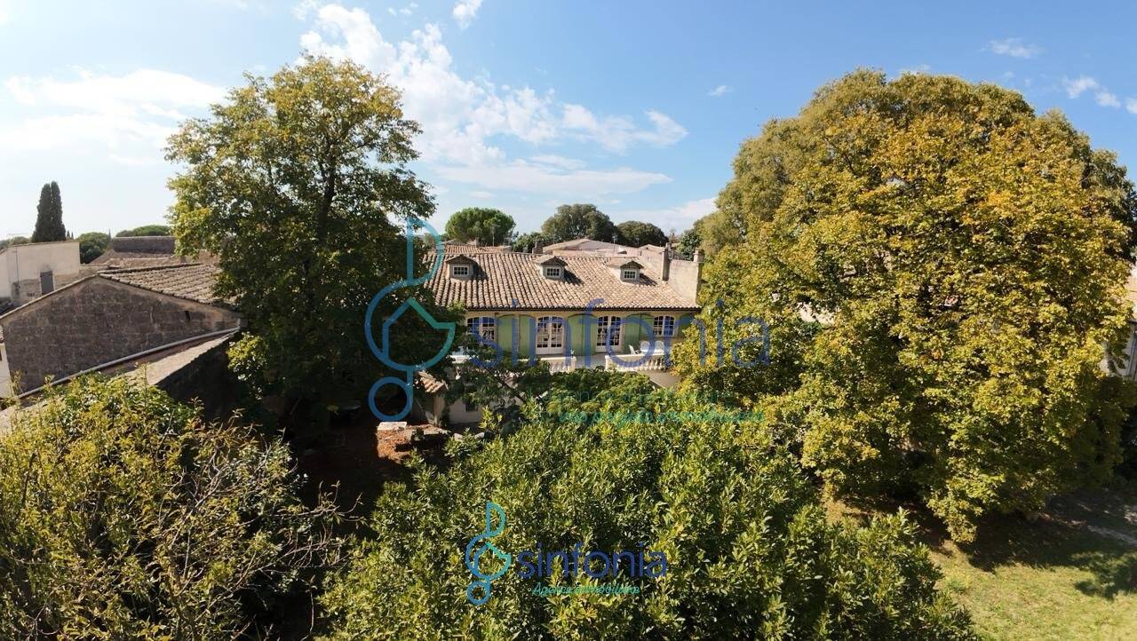 Maison à vendre, 482m², GALLARGUES LE MONTUEUX