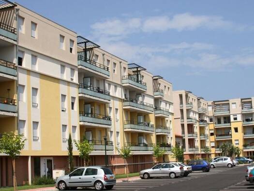 Appartement à louer 541 € 2 pièces 1 chambre 41,8 m² 2ème étage Zone Agricole St Esteve 66240
