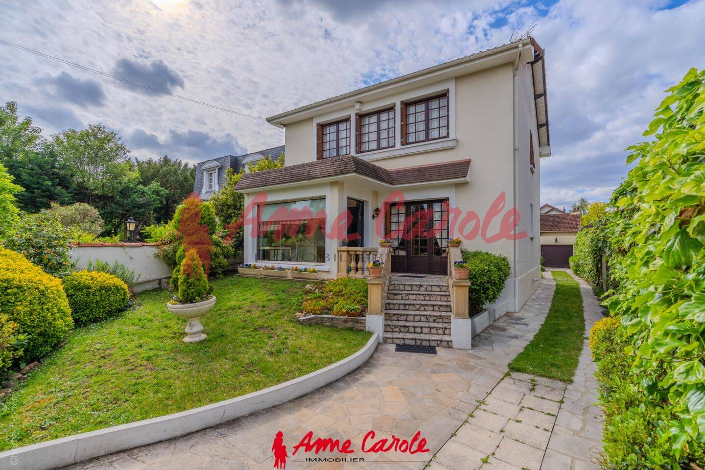 Maison à vendre, 145m², SAINT MAUR DES FOSSES