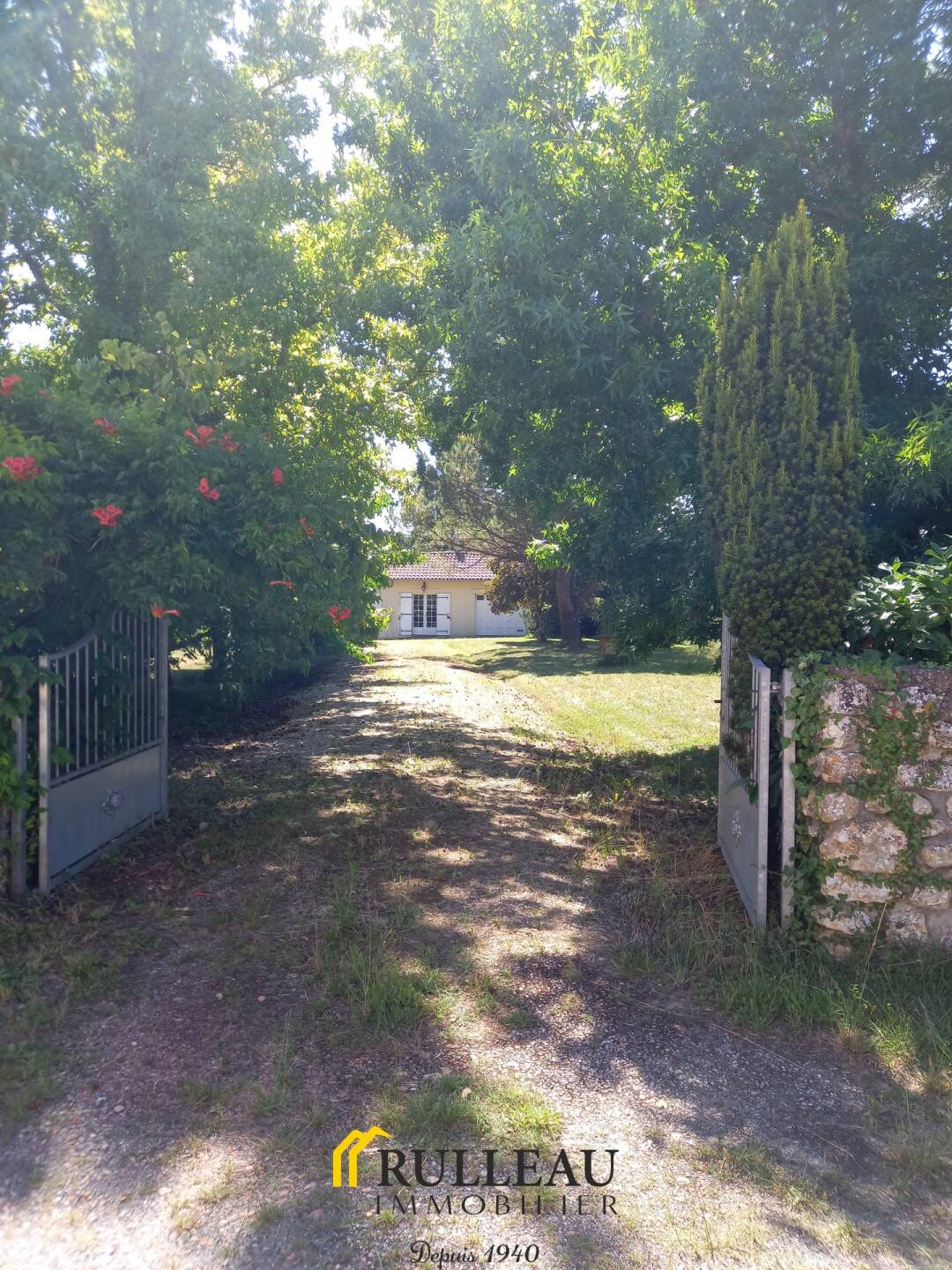 Maison à vendre, 161m², SAINT CHRISTOLY DE BLAYE