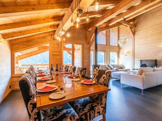 Chalet à vendre 1 895 000 € 8 pièces 7 chambres 262,7 m² Châtel 74390