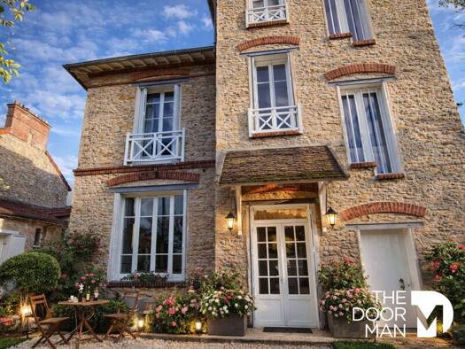 Demeure à vendre 1 350 000 € 10 pièces 5 chambres 250 m² 1 019 m² de terrain Dreyfus Pont Hardy Rambouillet 78120