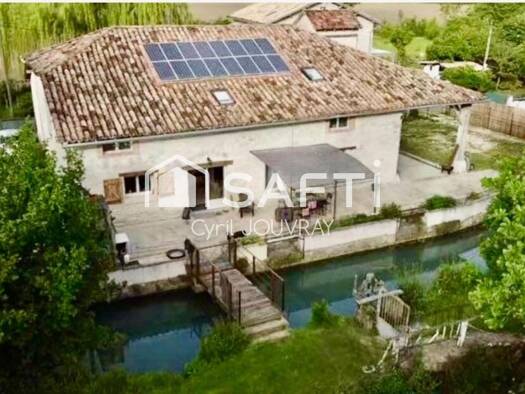 Maison à vendre 289 900 € 6 pièces 3 chambres 262 m² 5 098 m² de terrain Puylaroque 82240