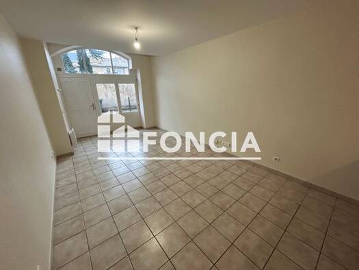 Appartement à louer 490 € 2 pièces 1 chambre 42,5 m² RDC Grand Charran-Faventines Valence 26000