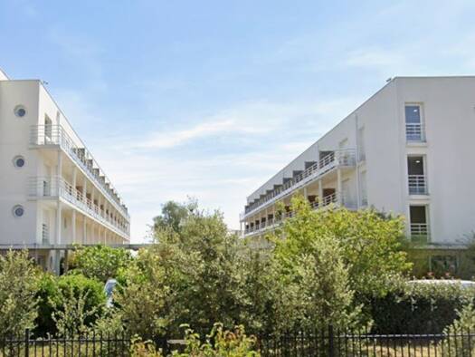 Appartement à vendre 55 000 € 1 pièce 28 m² 1er étage Pastières Chartres 28000