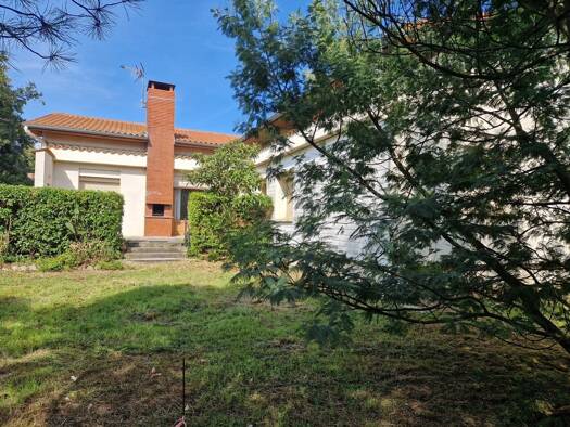 Maison à vendre 259 000 € 11 pièces 6 chambres 137 m² 1 200 m² de terrain Muret 31600