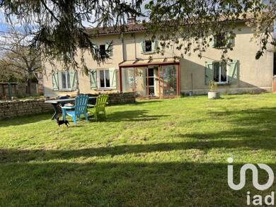 Maison à vendre 130 000 € 7 pièces 4 chambres 130 m² 1 880 m² de terrain Melleran 79190