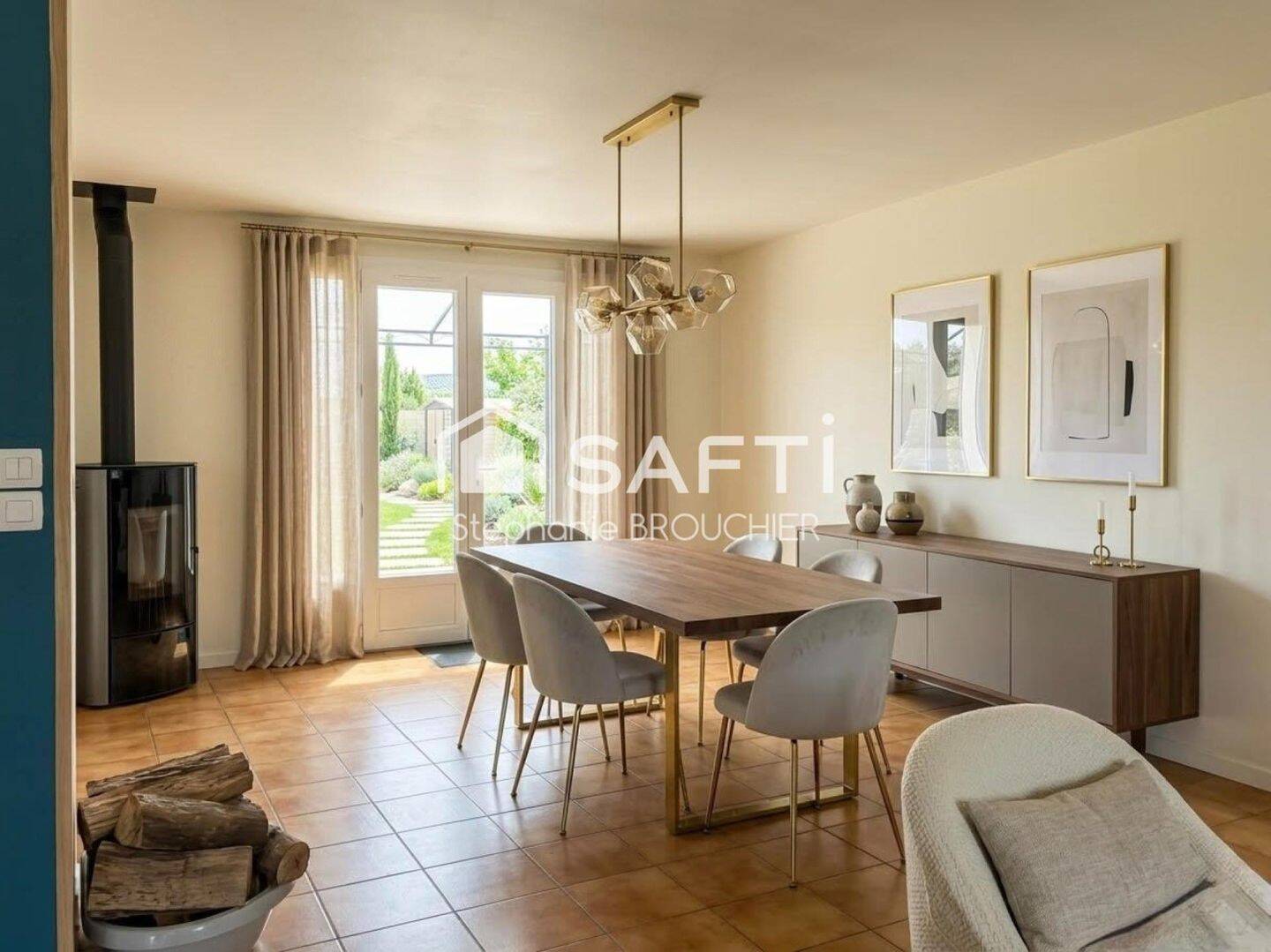 Maison à vendre, 120m², VALLON PONT D'ARC