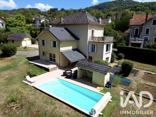 Maison à vendre 519 000 € 10 pièces 7 chambres 249 m² 3 300 m² de terrain La Bridoire 73520