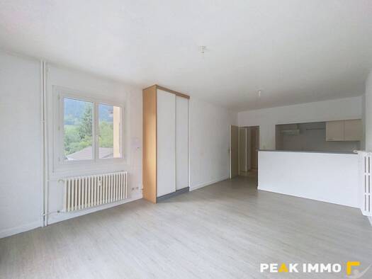 Appartement à vendre 190 000 € 3 pièces 2 chambres 61,05 m² Saint-Jeoire 74490