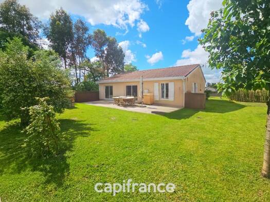 Maison à vendre 258 000 € 5 pièces 3 chambres 112 m² 1 152 m² de terrain Saint-Savin 33920