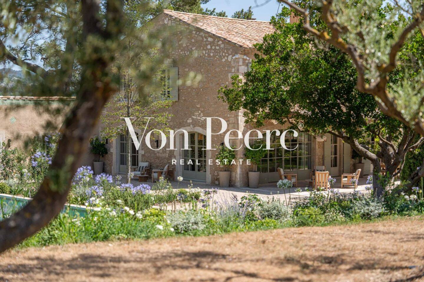 Maison à vendre, 350m², MAUSSANE LES ALPILLES