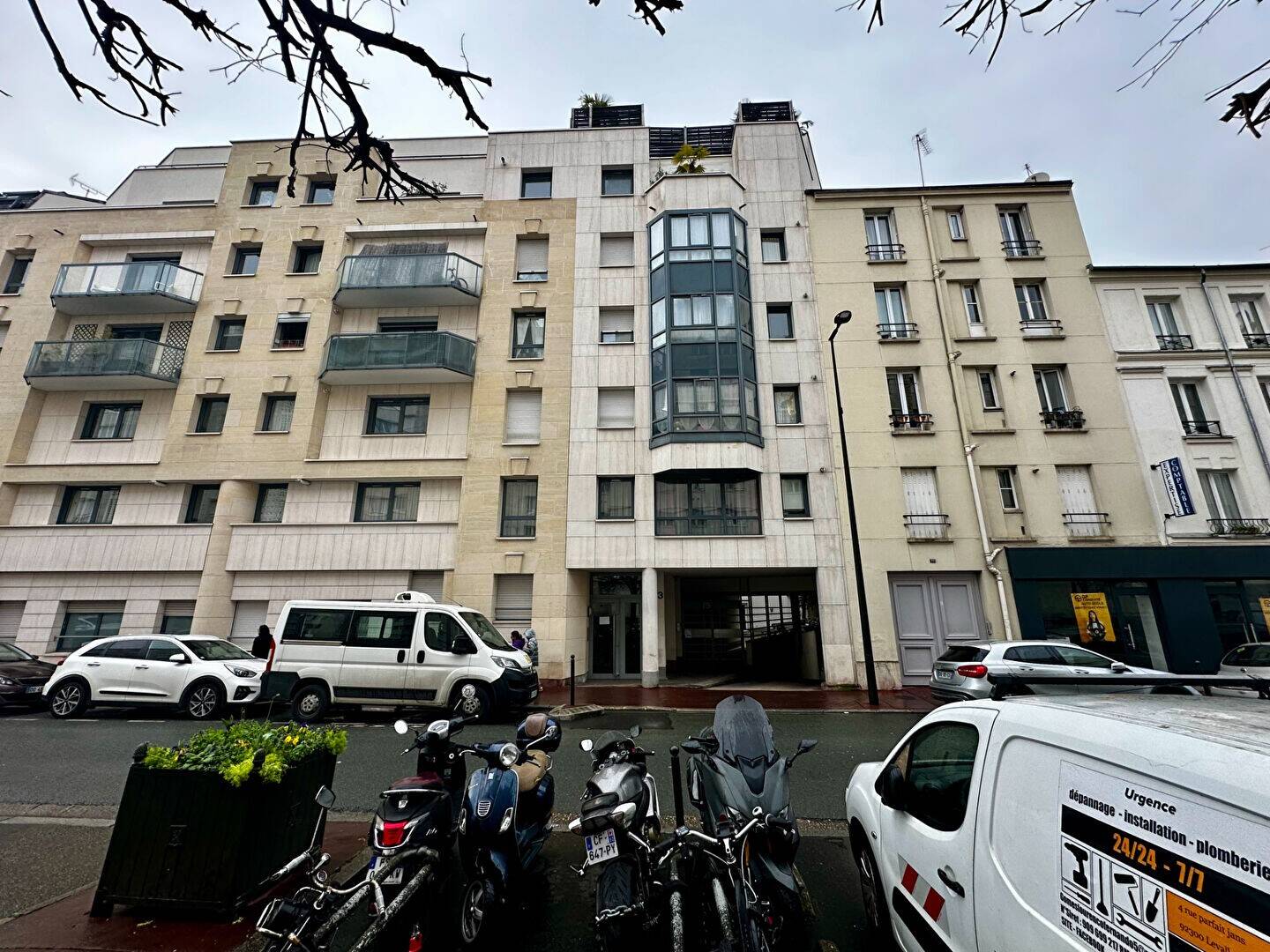 Maison à louer, 25m², LEVALLOIS PERRET