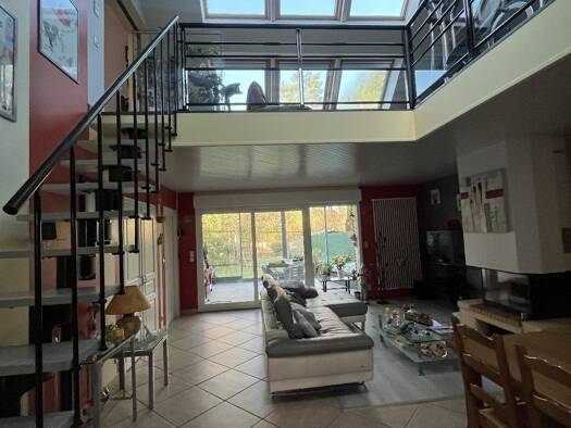 Maison à vendre 410 000 € 8 pièces 4 chambres 164 m² 415 m² de terrain Dury 80480