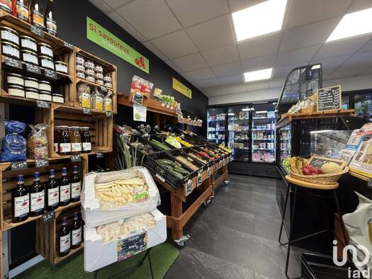 Boutique à vendre 58 000 € 86 m² de surface de vente Étival-Clairefontaine 88480