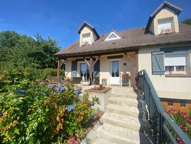 Maison à vendre 349 650 € 6 pièces 3 chambres 145 m² 1 100 m² de terrain Cherisy 28500