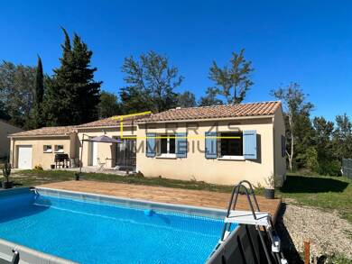 Maison à vendre 299 900 € 5 pièces 3 chambres 90 m² 900 m² de terrain Grillon 84600