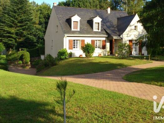 Maison de plain-pied à vendre 259 900 € 7 pièces 5 chambres 168 m² 2 825 m² de terrain Brain-sur-Allonnes 49650
