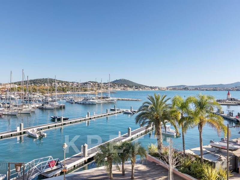 Maison à vendre, 231m², SANARY SUR MER