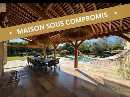 Maison à vendre 977 600 € 5 pièces 3 chambres 190 m² 2 498 m² de terrain Barbizon 77630