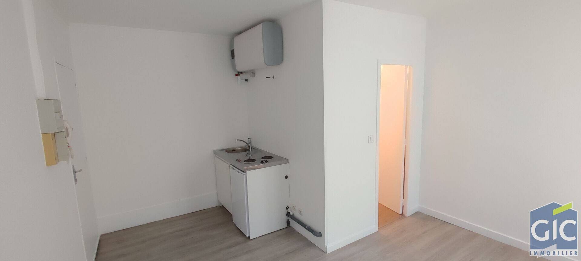 Maison à louer, 16m², CAEN