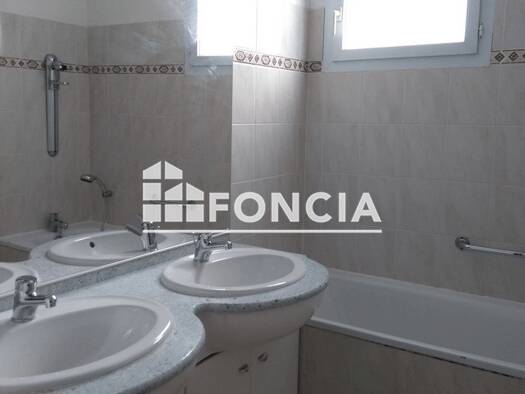 Maison à louer 845 € 4 pièces 3 chambres 80,9 m² École Sembel (1) Agen 47000