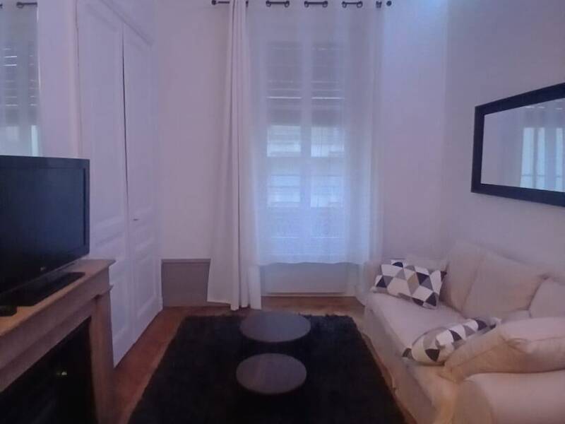 Maison à louer, 26m², LYON 8E