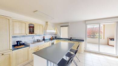 Appartement à louer 1 000 € 4 pièces 3 chambres 84 m² Étage 1/2 Castanet Tolosan 31320