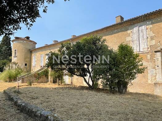 Château à vendre 675 000 € 16 pièces 6 chambres 500 m² Rural Auch 32000