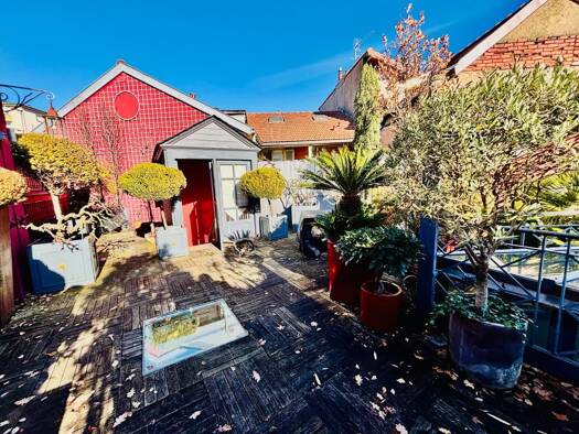 Demeure à vendre 375 000 € 5 pièces 4 chambres 230 m² 154 m² de terrain Centre-Marcadieu-Marne Tarbes 65000
