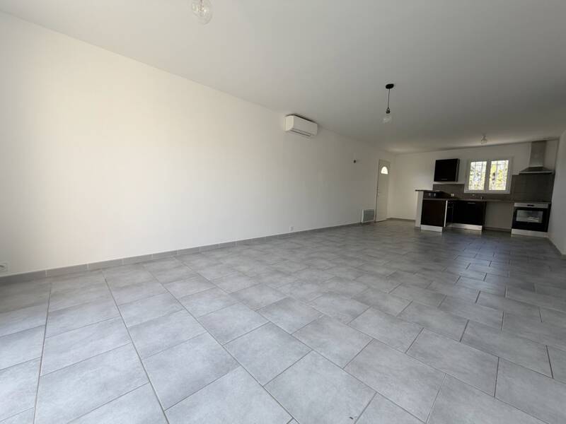 Maison à louer, 70m², NOVES