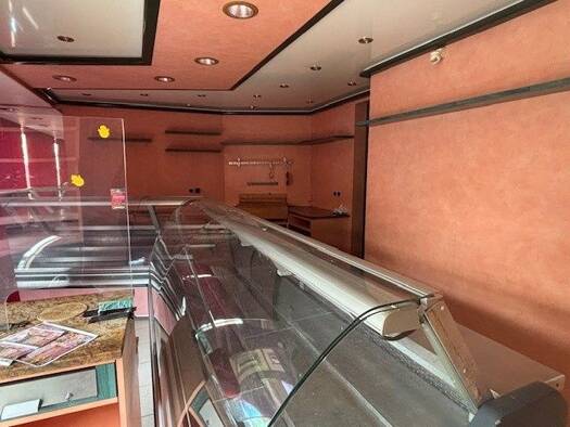 Local commercial à vendre 147 000 € 145 m² de surface de vente Courville-sur-Eure 28190