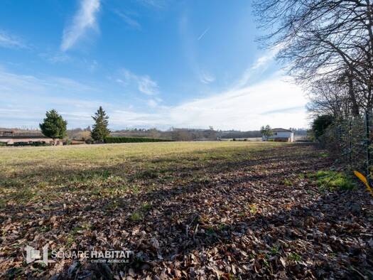 Terrain constructible à vendre 240 000 € 2 000 m² de terrain Lapeyrouse Fossat 31180