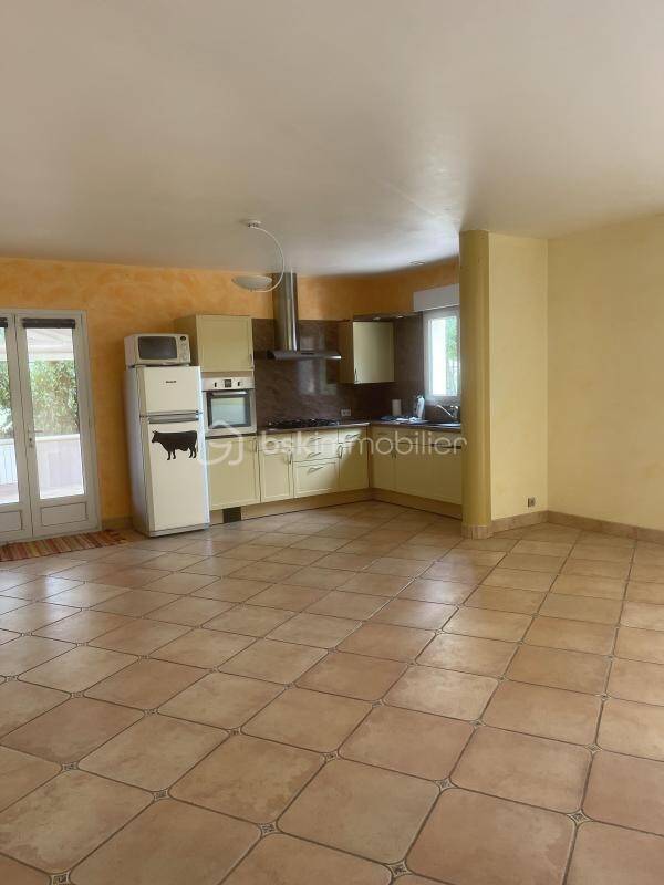 Maison à vendre, 164m², SAINTE MARIE DE CHIGNAC