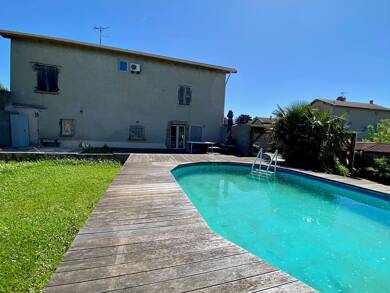 Maison à vendre 599 000 € 8 pièces 6 chambres 186 m² 1 570 m² de terrain Montanay 69250