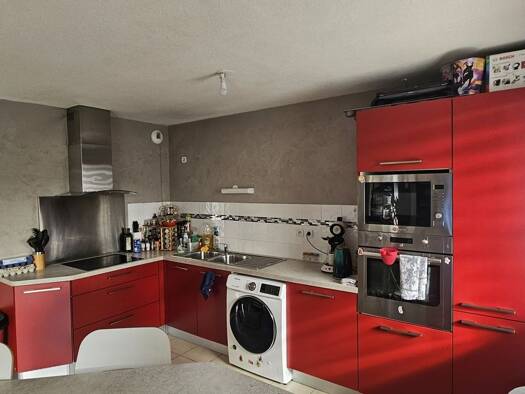 Appartement à vendre 185 000 € 4 pièces 3 chambres 79 m² Étage 1/3 Eaunes 31600