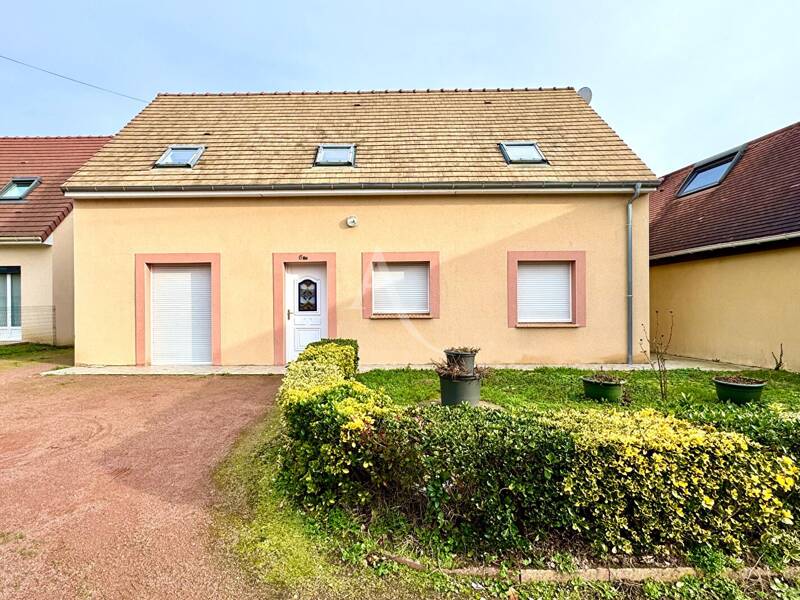 Maison à vendre, 138m², GUECELARD