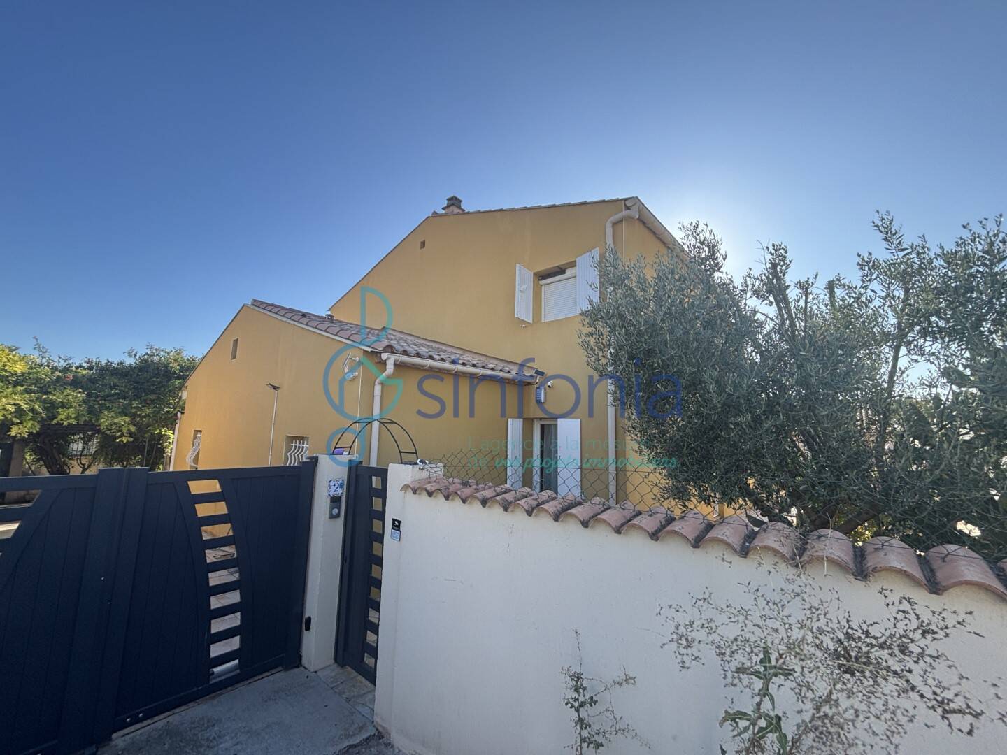 Maison à vendre, 169m², GALLARGUES LE MONTUEUX